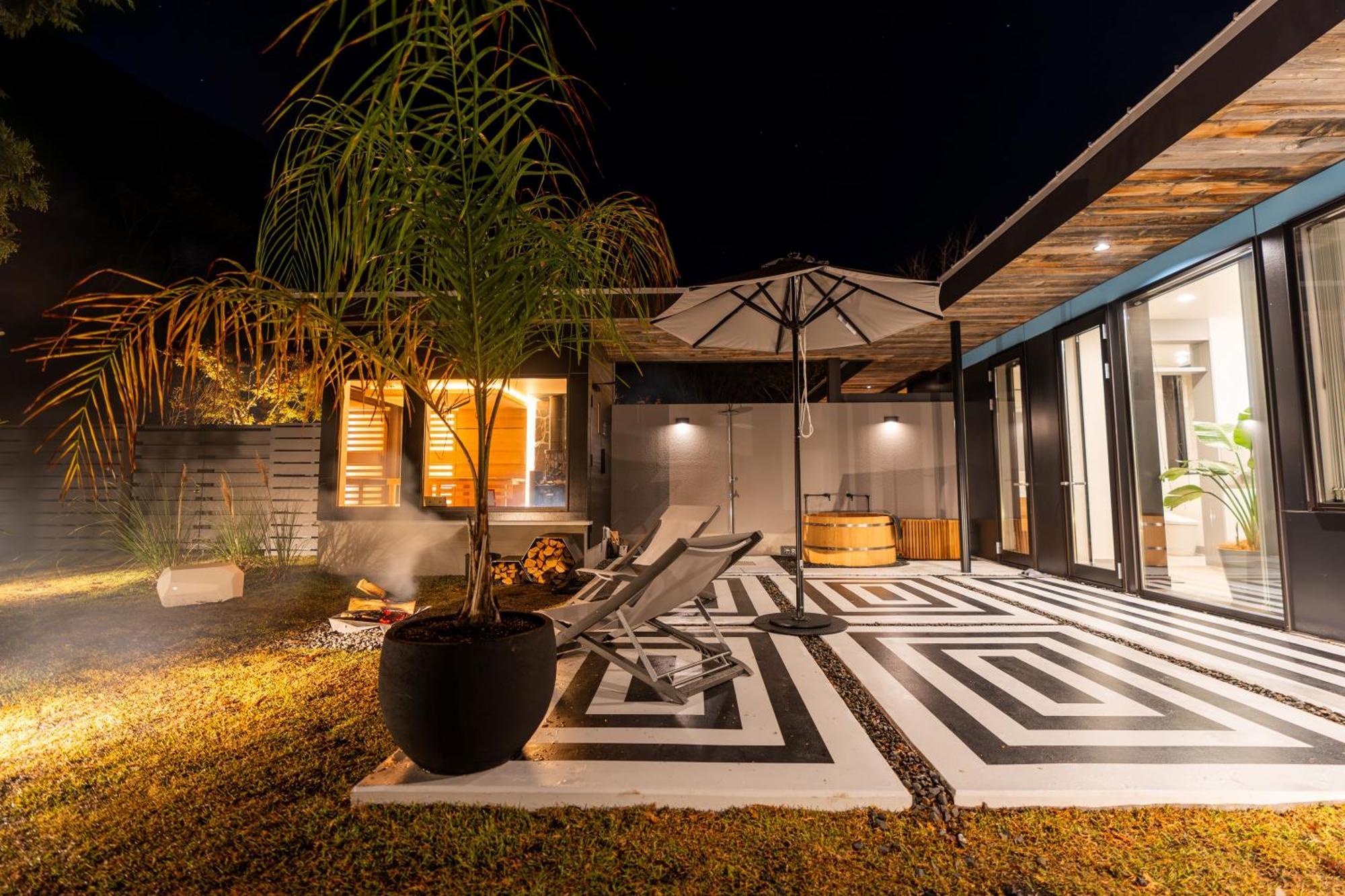 Umegashima　Driveｰin　＆　Sauna　Villa Шідзуока Екстер'єр фото
